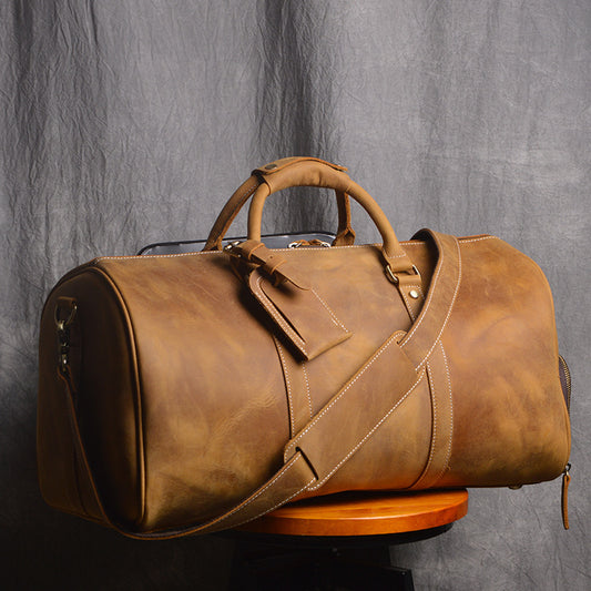 Men's vintage brown leather duffle bag for travel